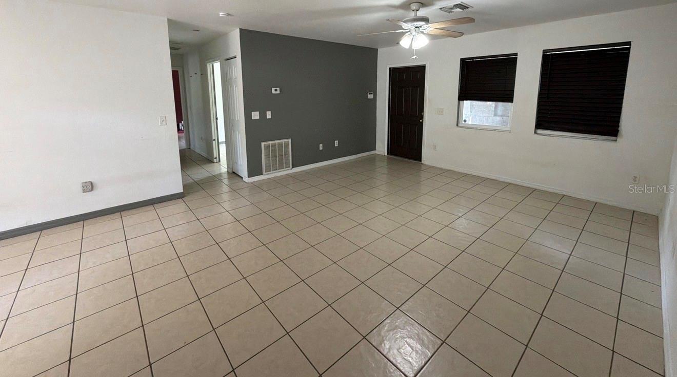 2249 Woodmere Rd Property Photo 10