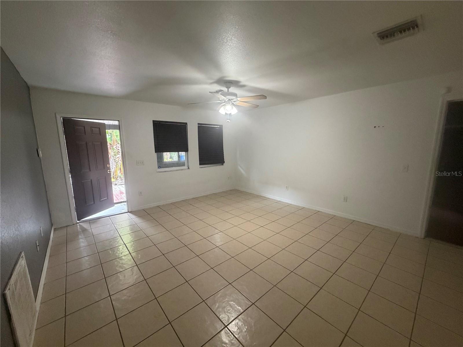 2249 Woodmere Rd Property Photo 23