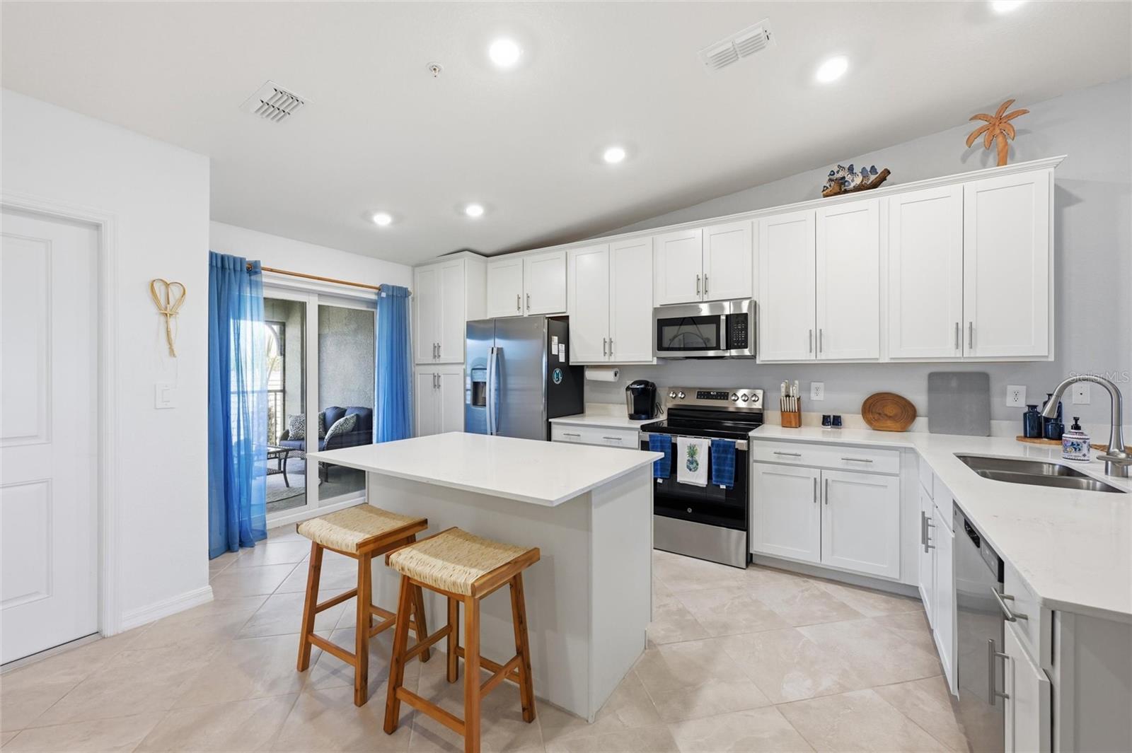 17505 Opal Sand Ct #207 Property Photo 8