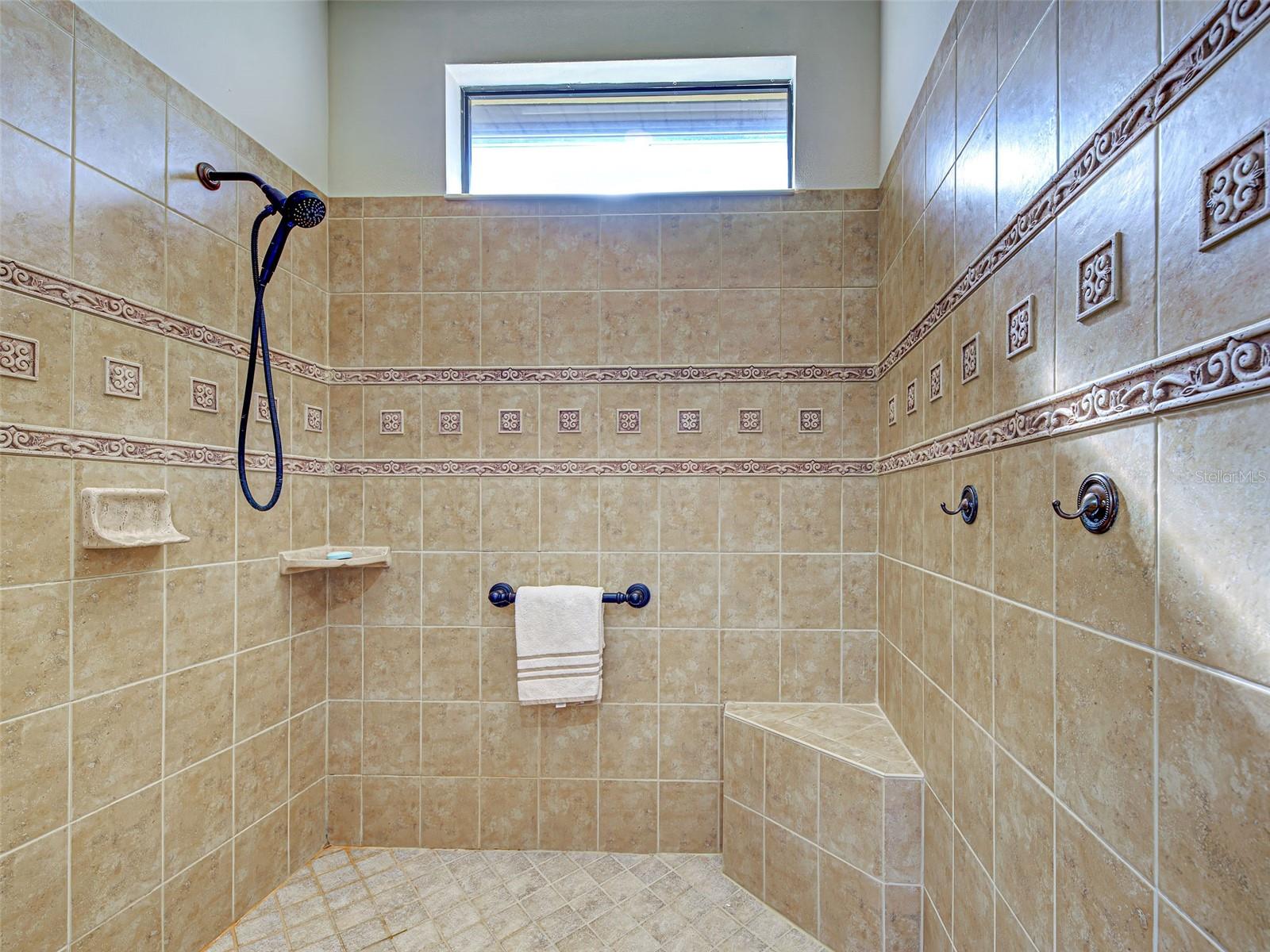 20612 Capello Dr Property Photo 28