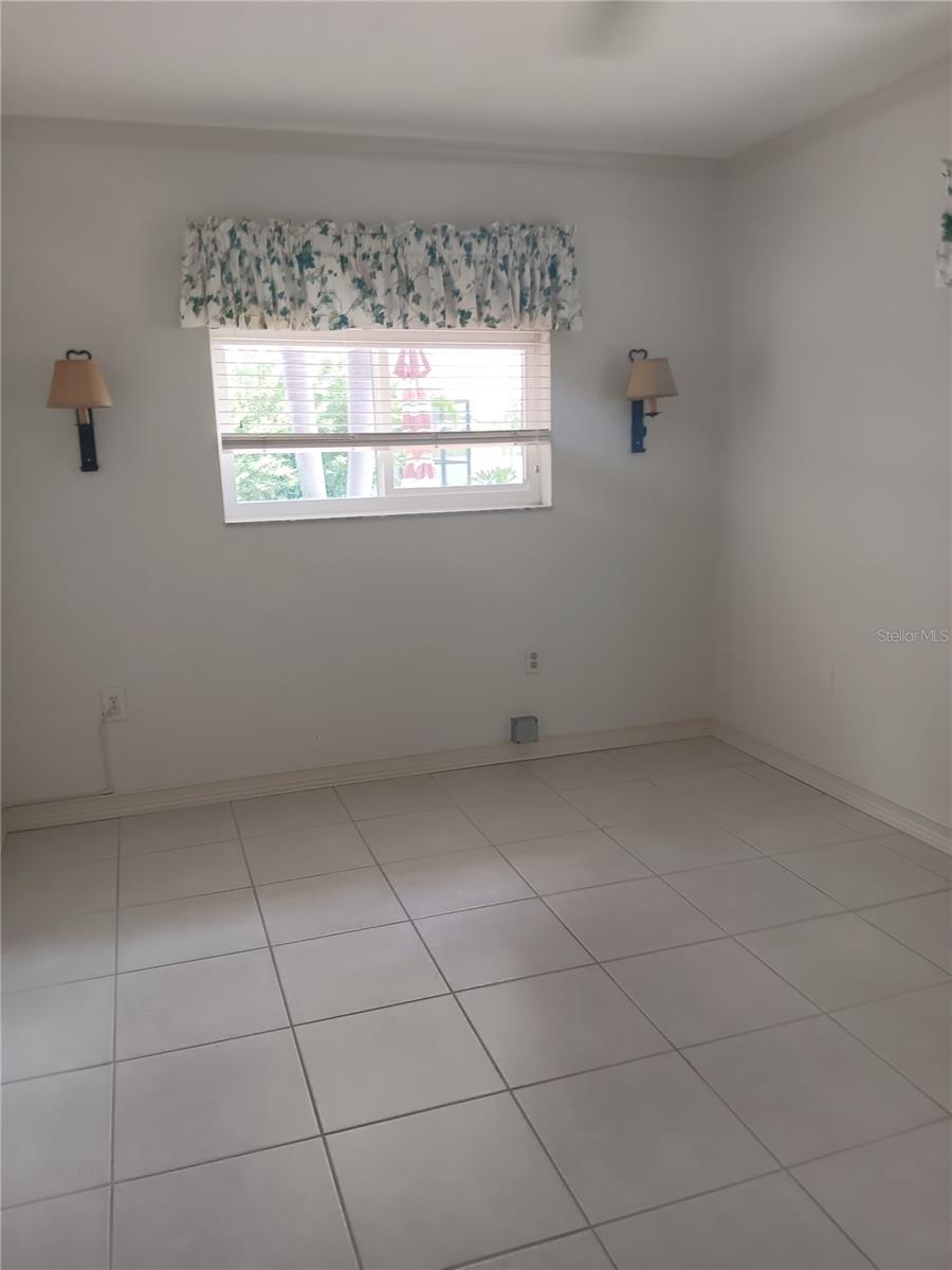 980 N Gondola Dr Property Photo 17