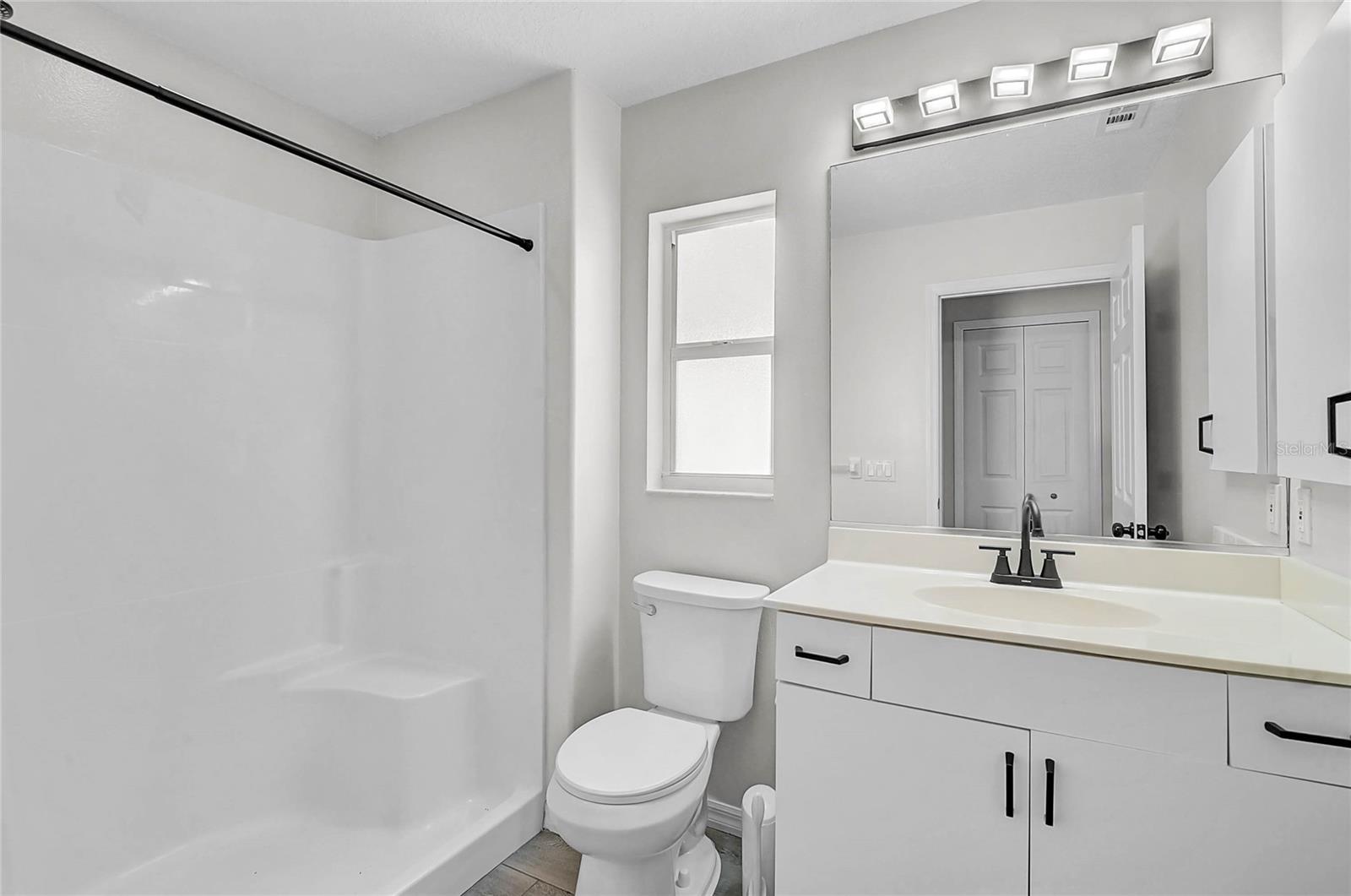 879 Nantucket Rd Property Photo 13