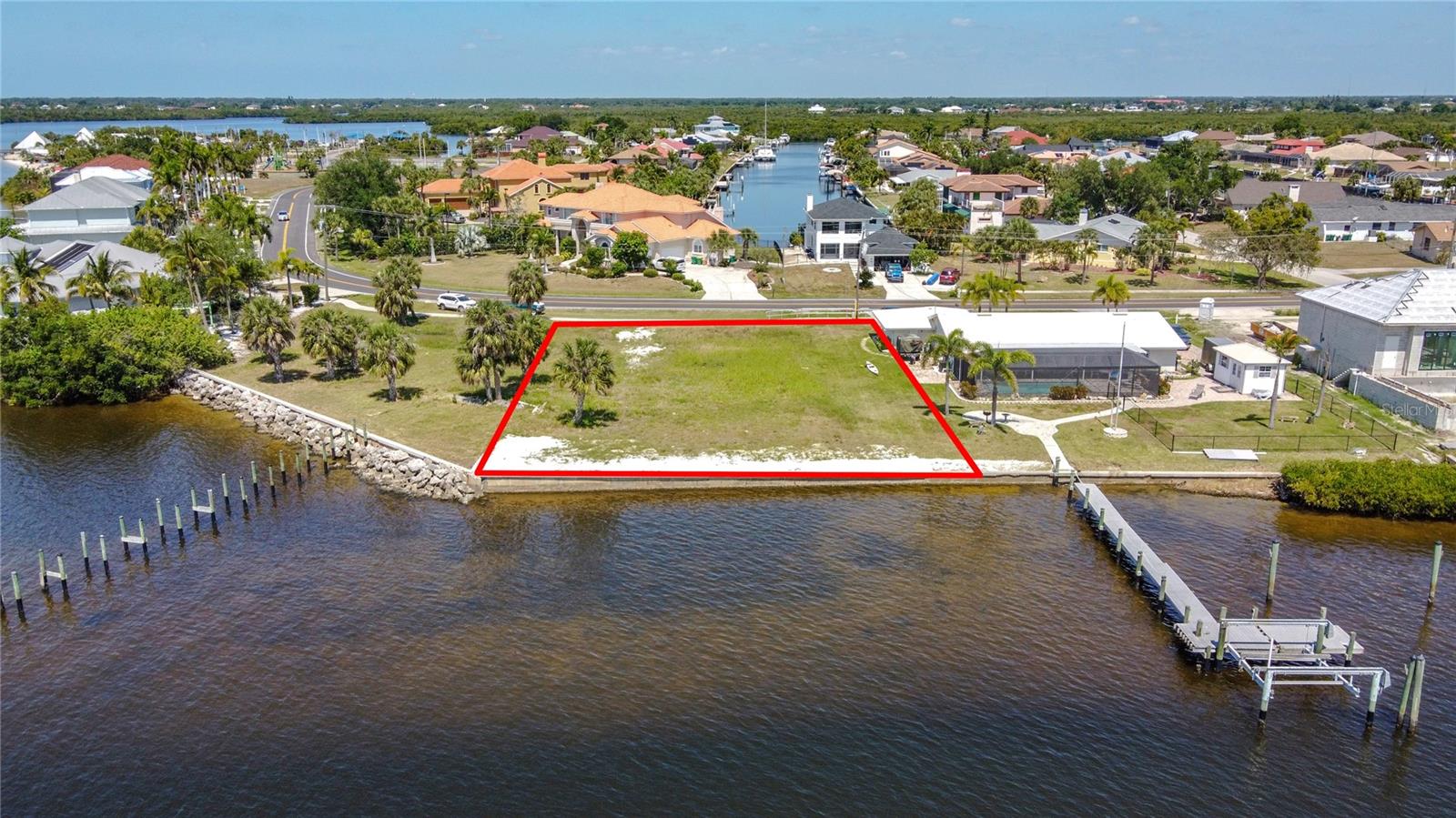 4456 Harbor Blvd Property Photo 4