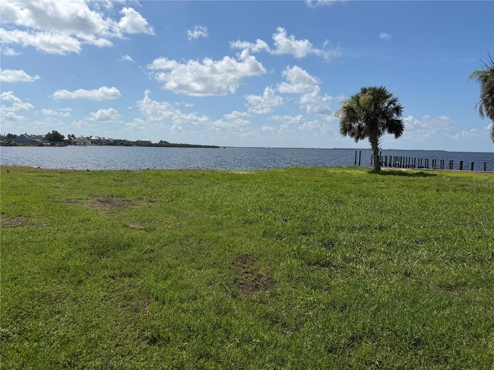 4456 Harbor Blvd Property Photo 6