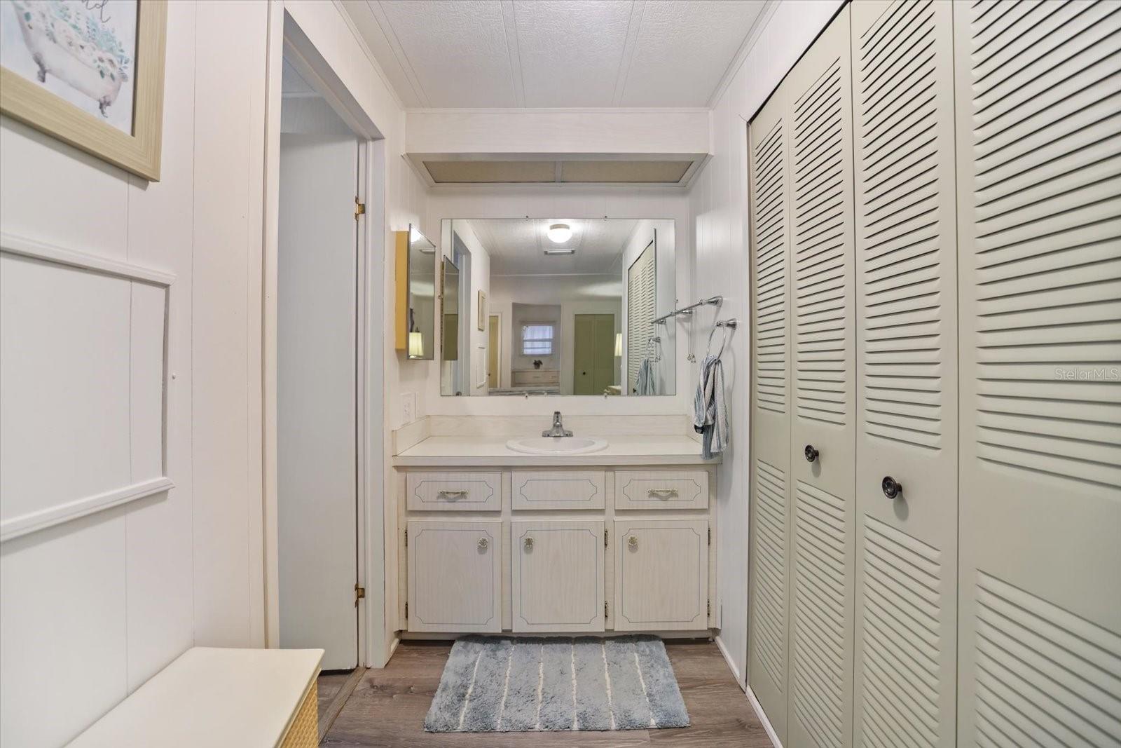 832 Jolanda Cir Property Photo 10