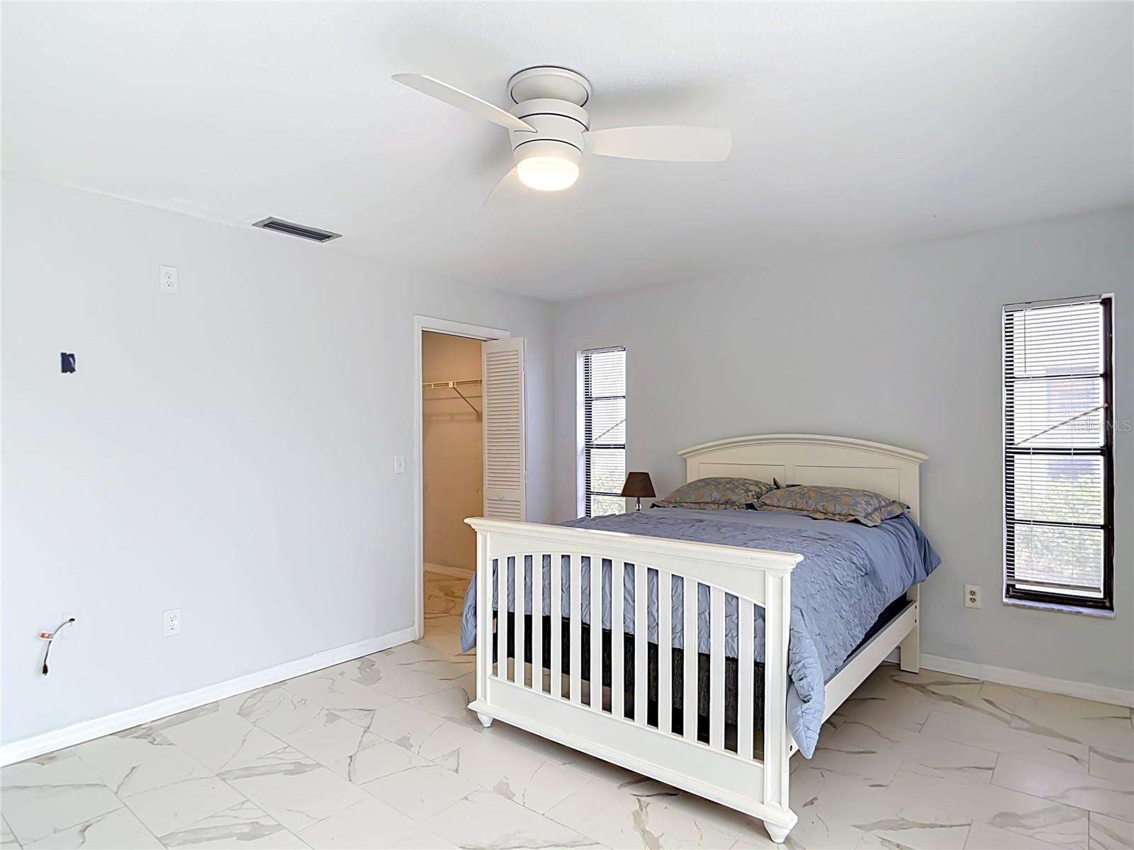 1716 Lakeside Dr #1714b Property Photo 16