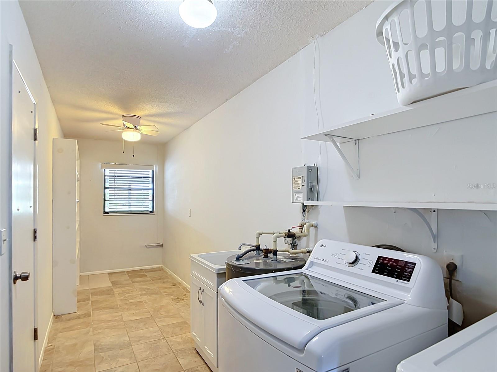 1716 Lakeside Dr #1714b Property Photo 42