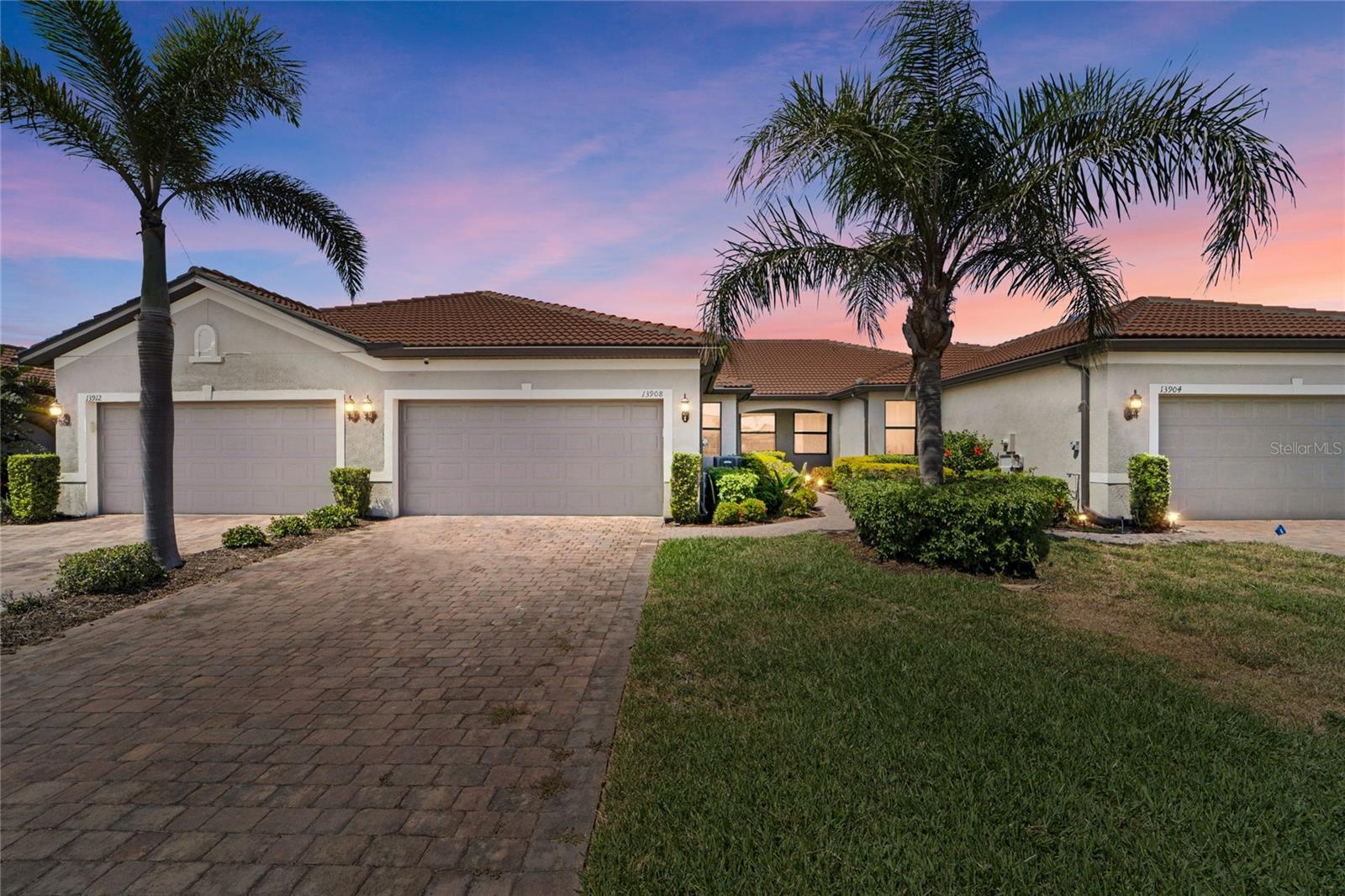 13908 ALAFAYA ST Property Photo 1