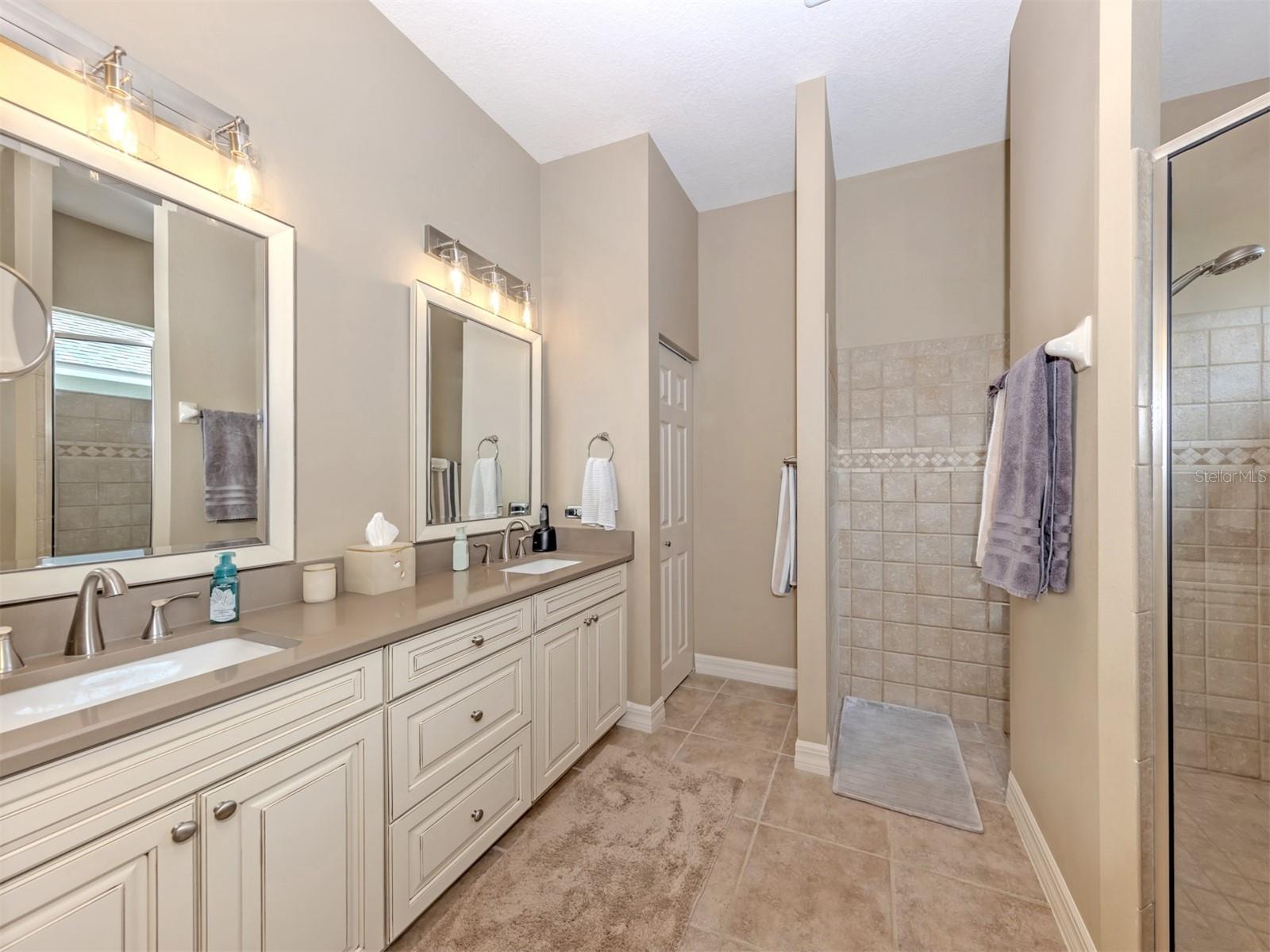 151 Coco Palm Dr Property Photo 26