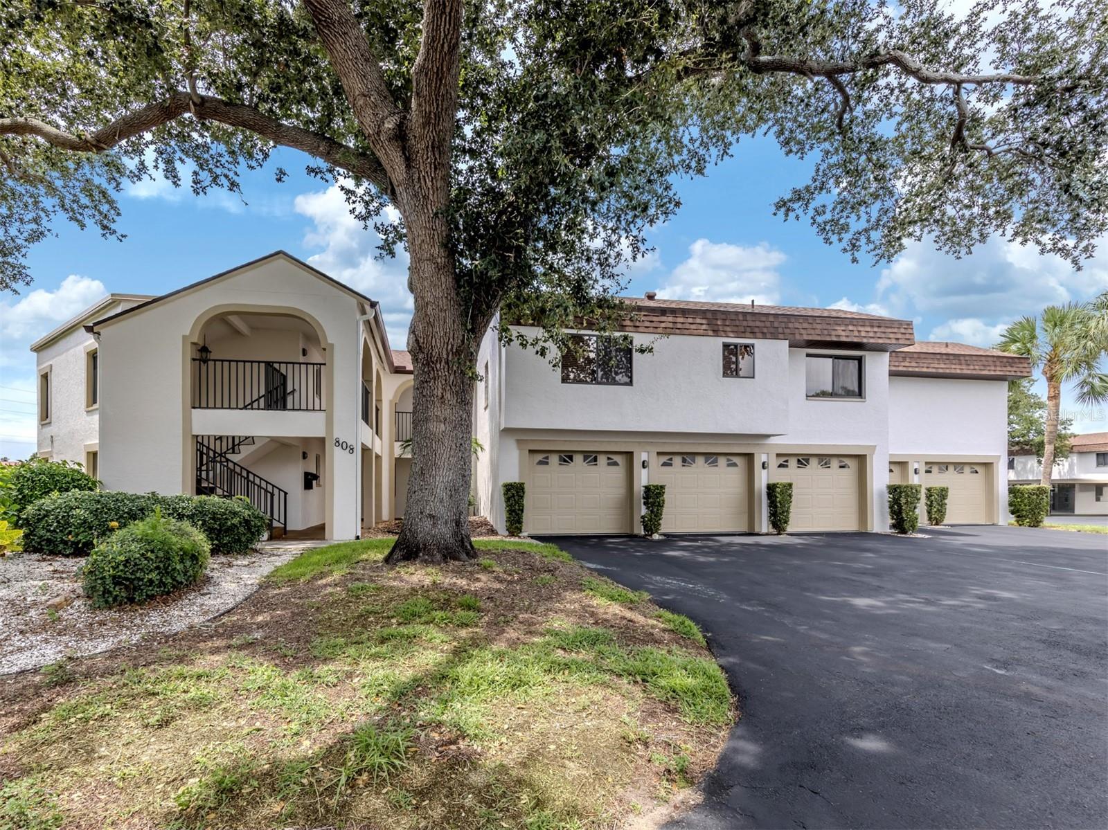 808 Capri Isles Blvd #111 Property Photo 1