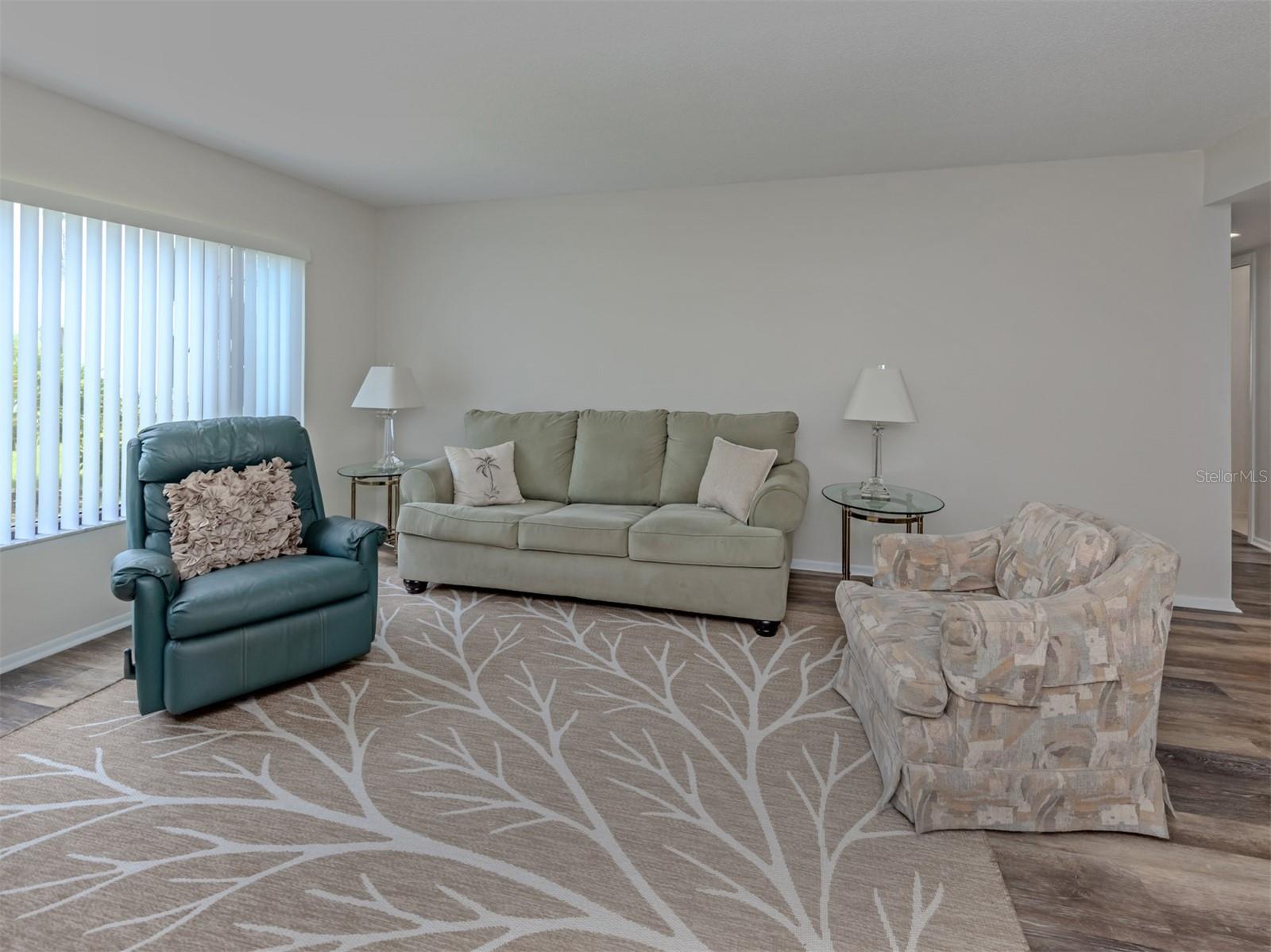 808 Capri Isles Blvd #111 Property Photo 8