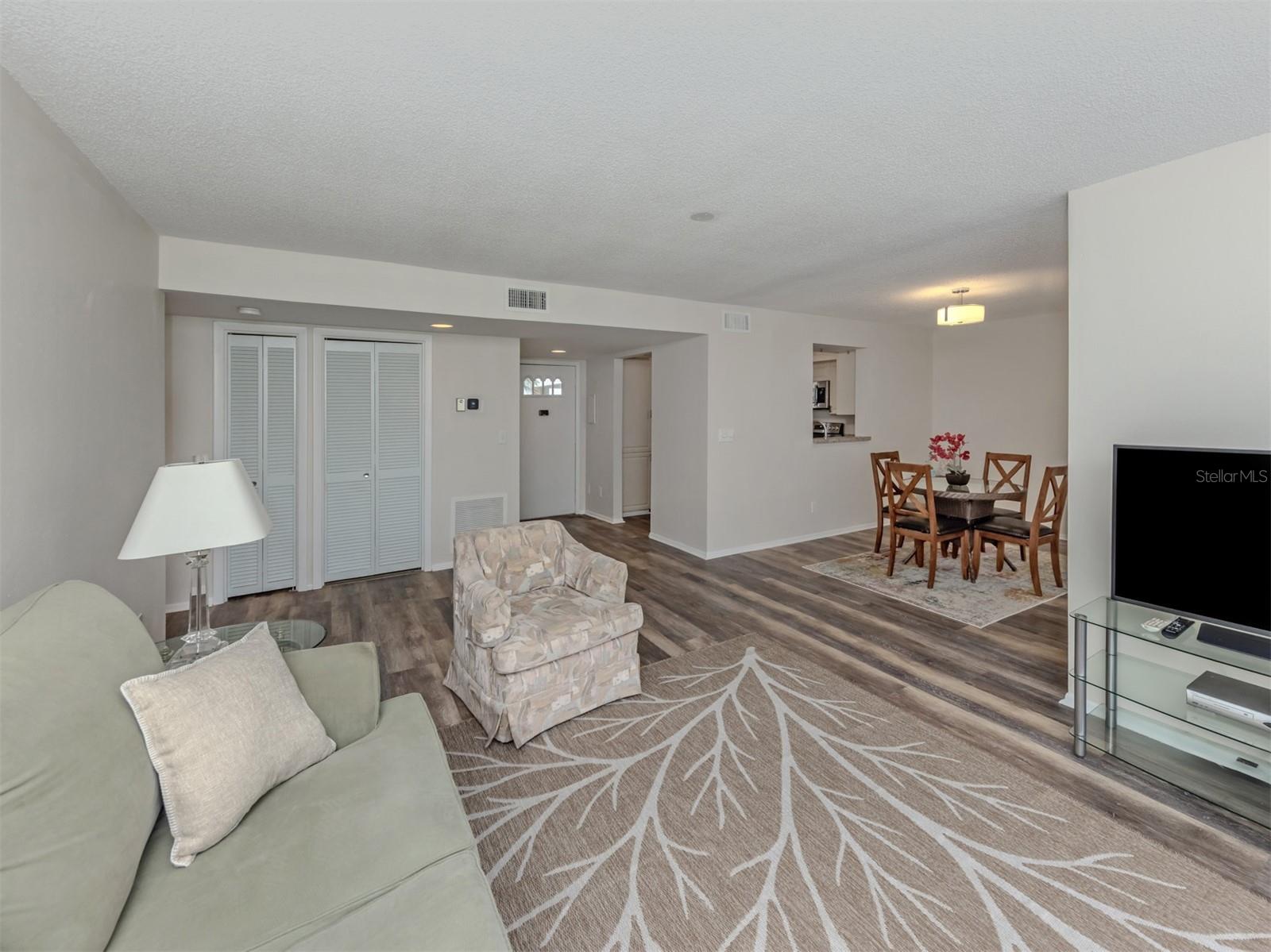808 Capri Isles Blvd #111 Property Photo 9