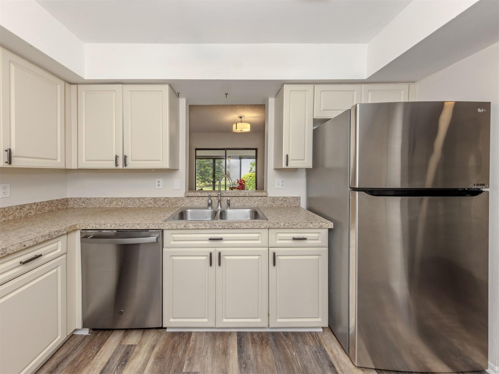808 Capri Isles Blvd #111 Property Photo 12