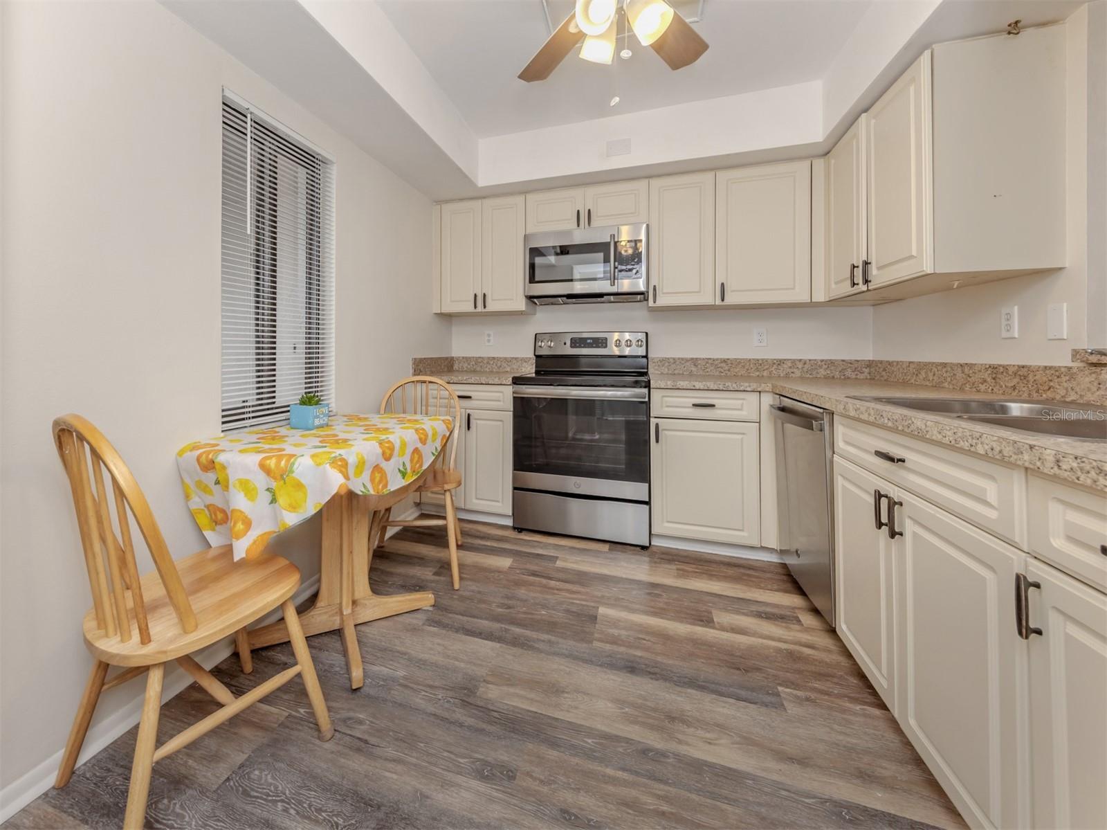 808 Capri Isles Blvd #111 Property Photo 14