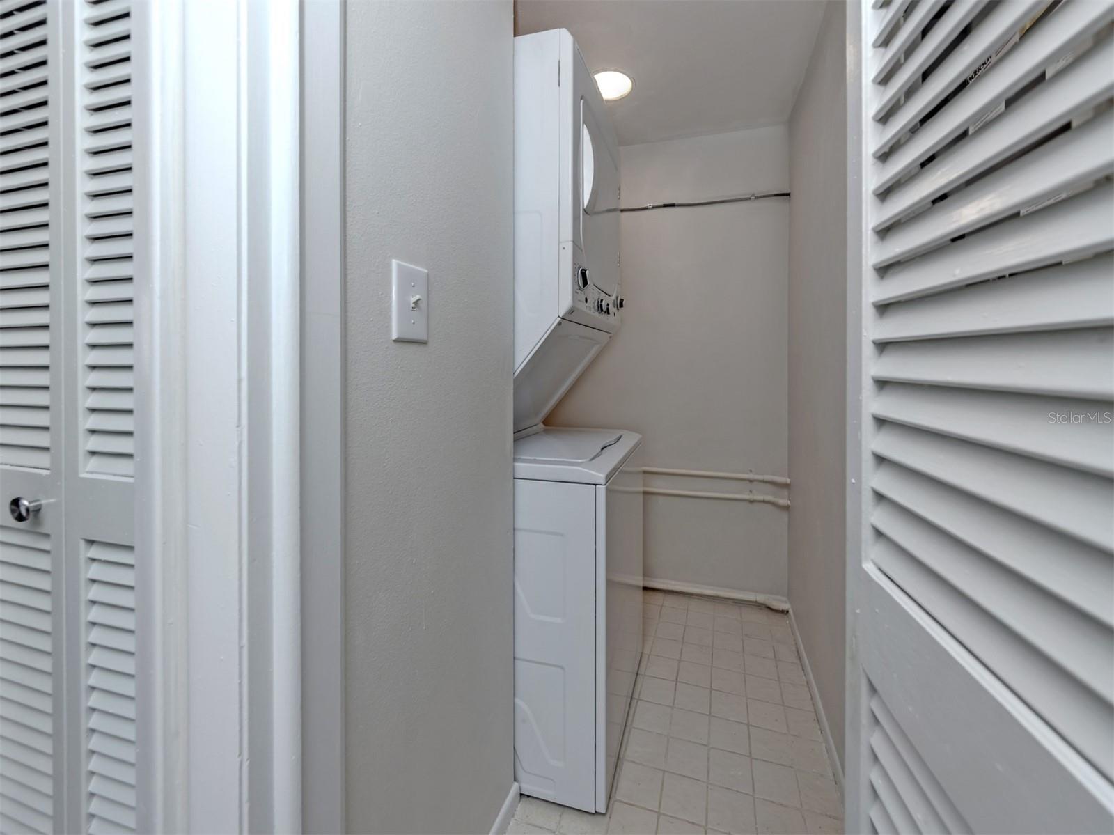 808 Capri Isles Blvd #111 Property Photo 21