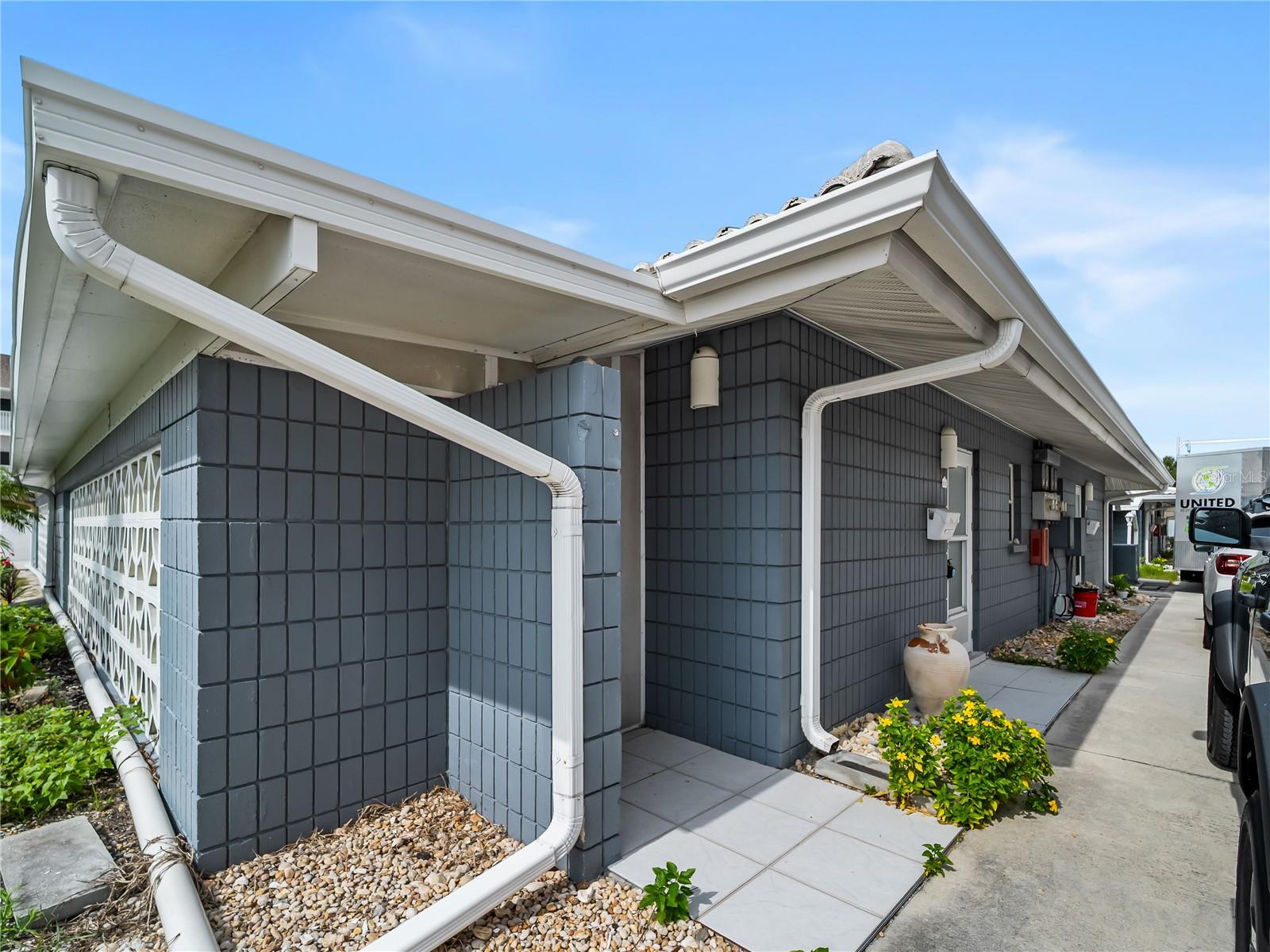 1205 Tarpon Center Dr #c1 Property Photo 2