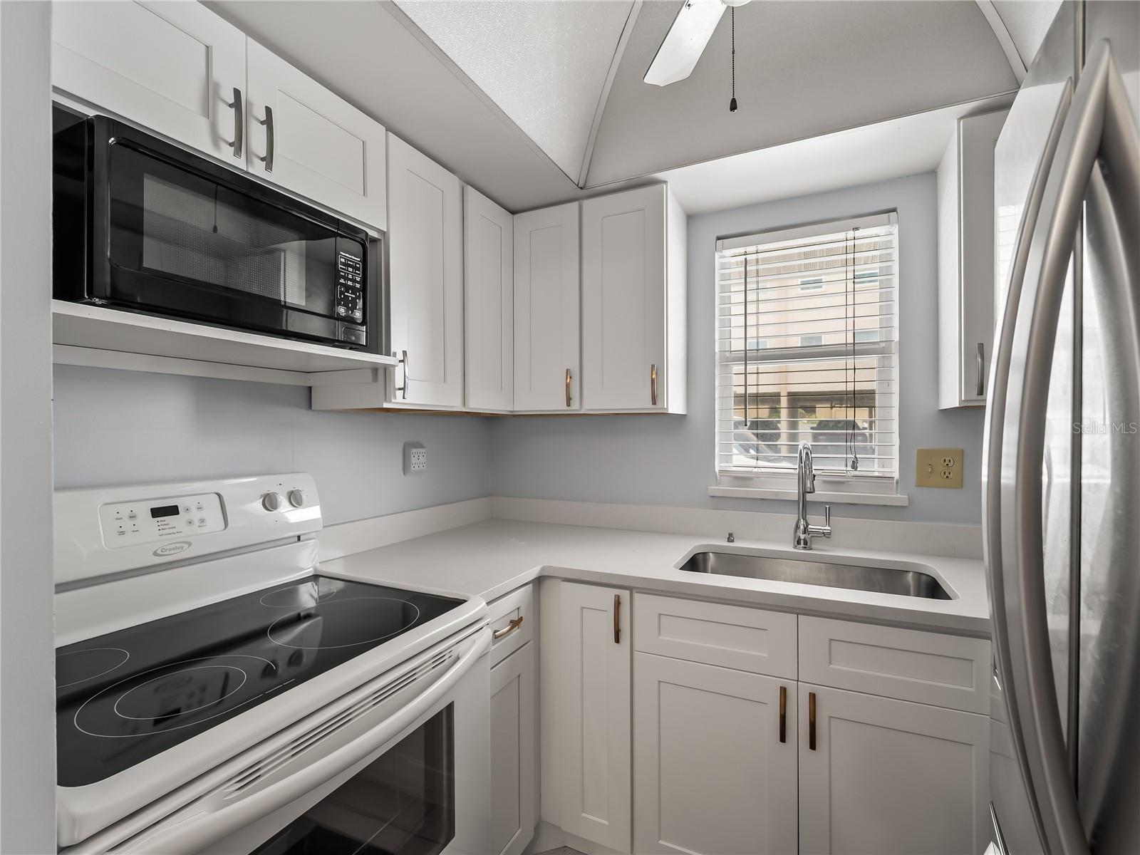 1205 Tarpon Center Dr #c1 Property Photo 15