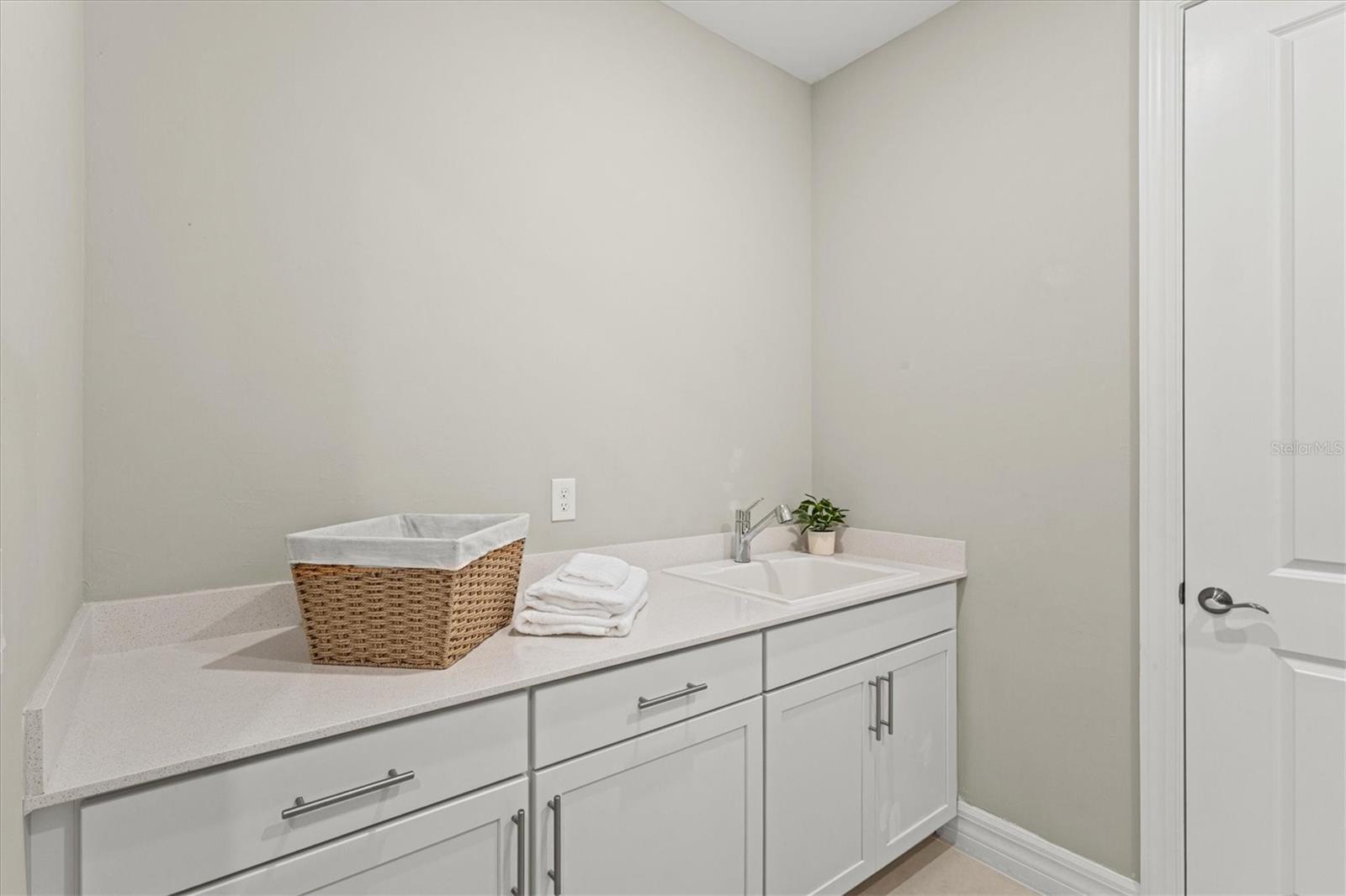 2534 Gabel Oak Dr Property Photo 38