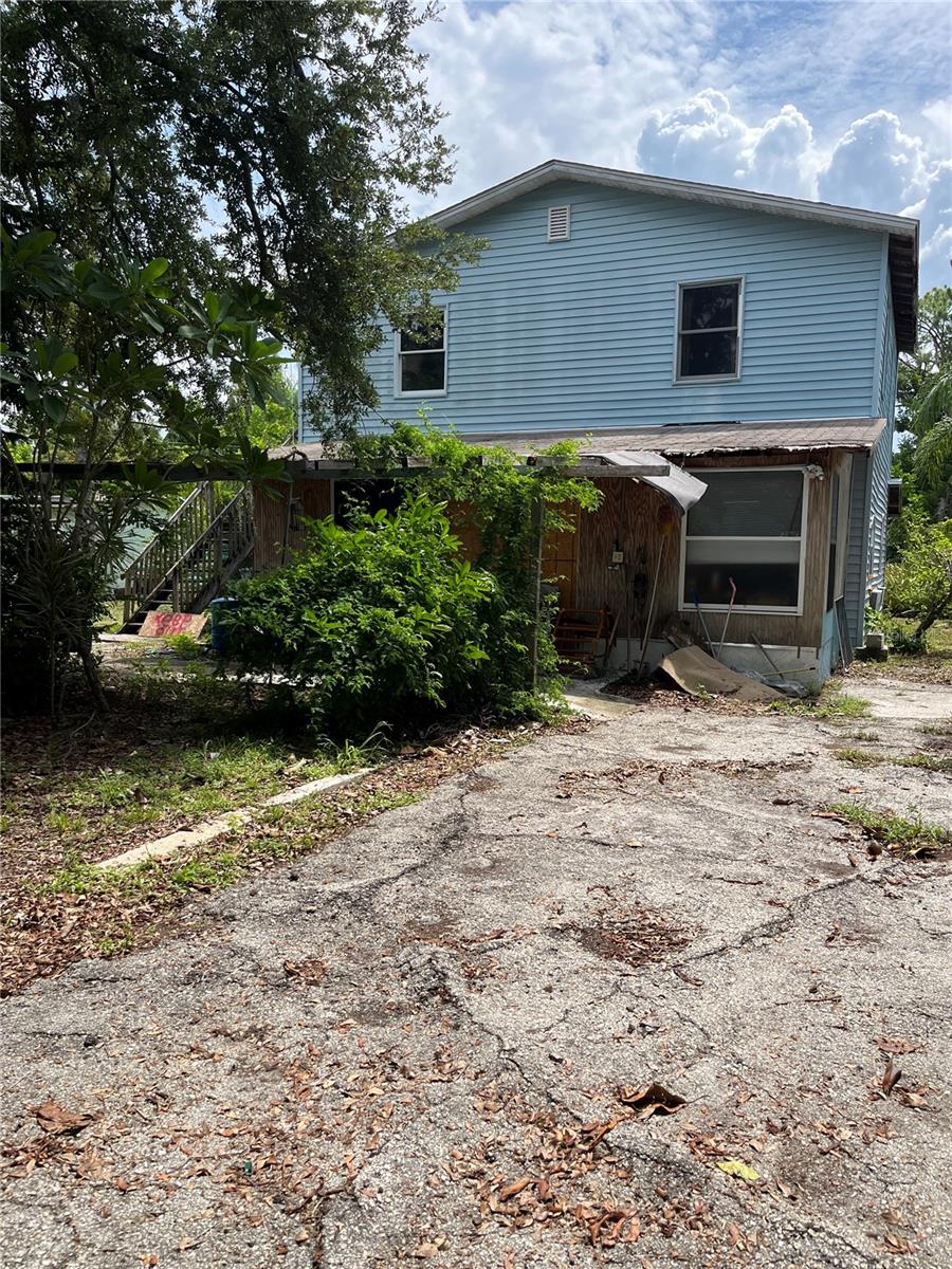 903 Anderson Rd Property Photo 2
