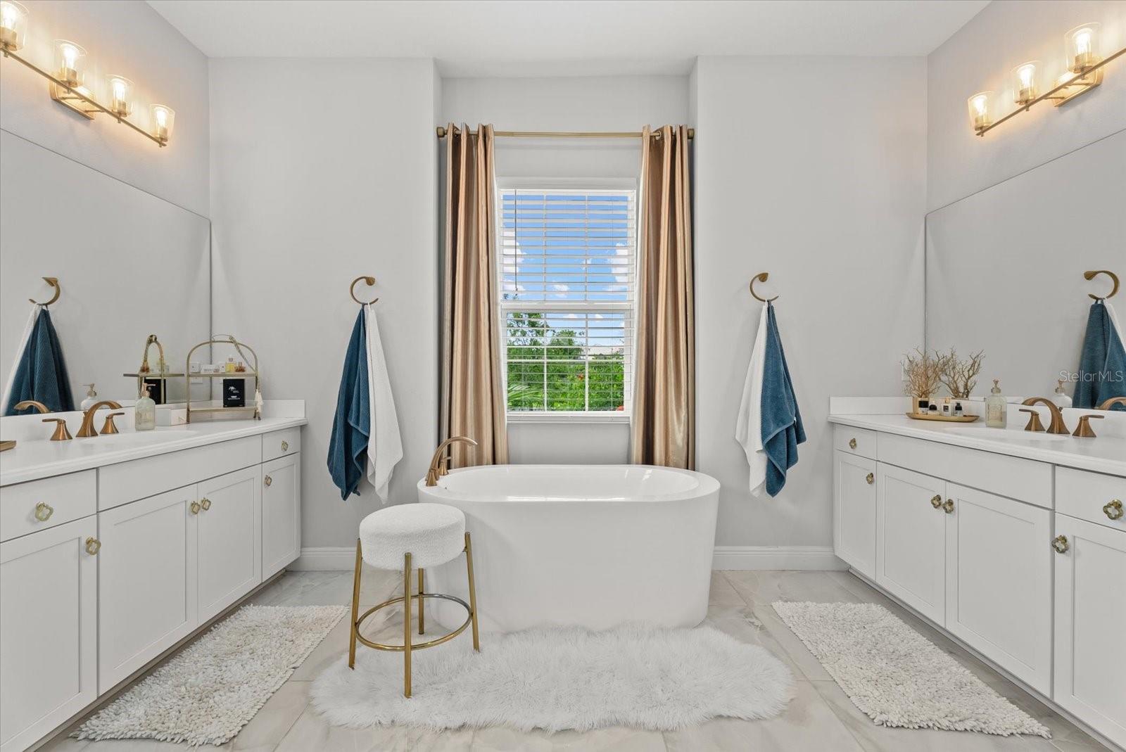 2641 Butterfly Jasmine Trl Property Photo 32