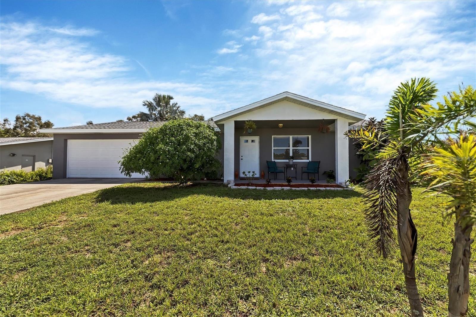 144 ROTONDA CIR Property Photo 1
