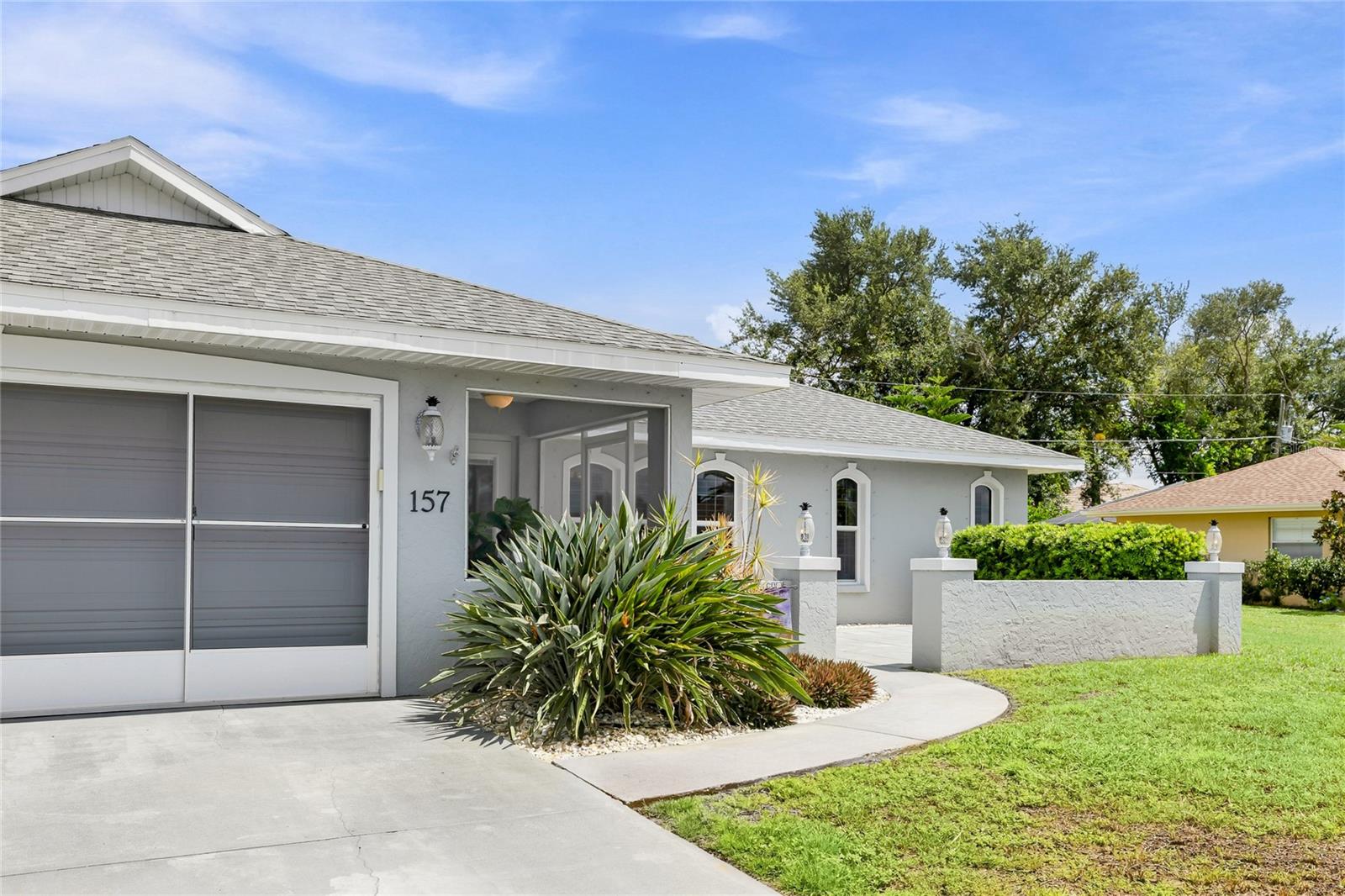 157 Hourglass Dr Property Photo 3