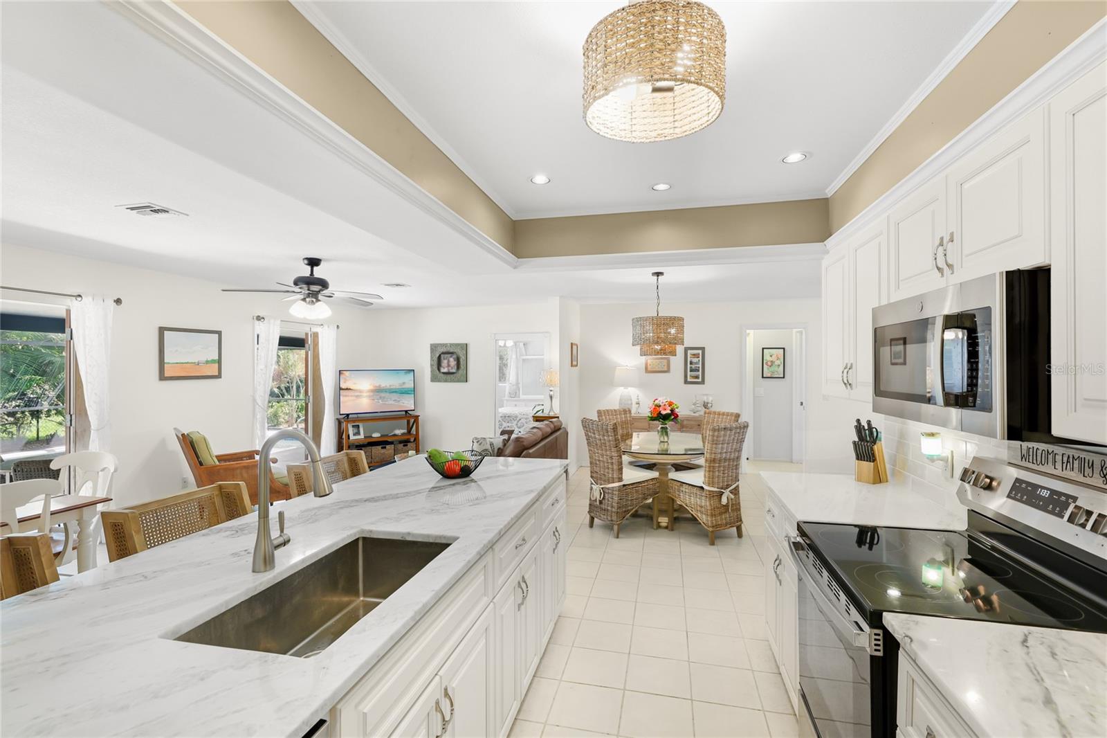 157 Hourglass Dr Property Photo 10