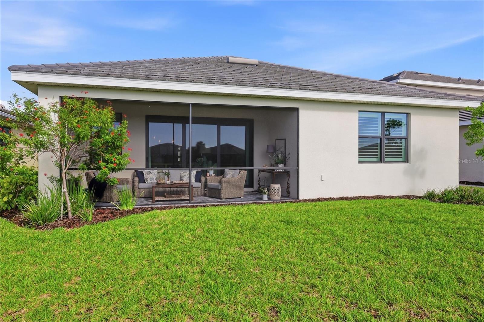 18580 Midsummer Pl Property Photo 39