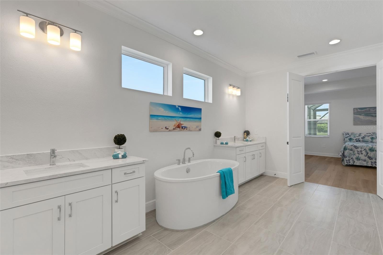 1669 Lugano Cir Property Photo 39