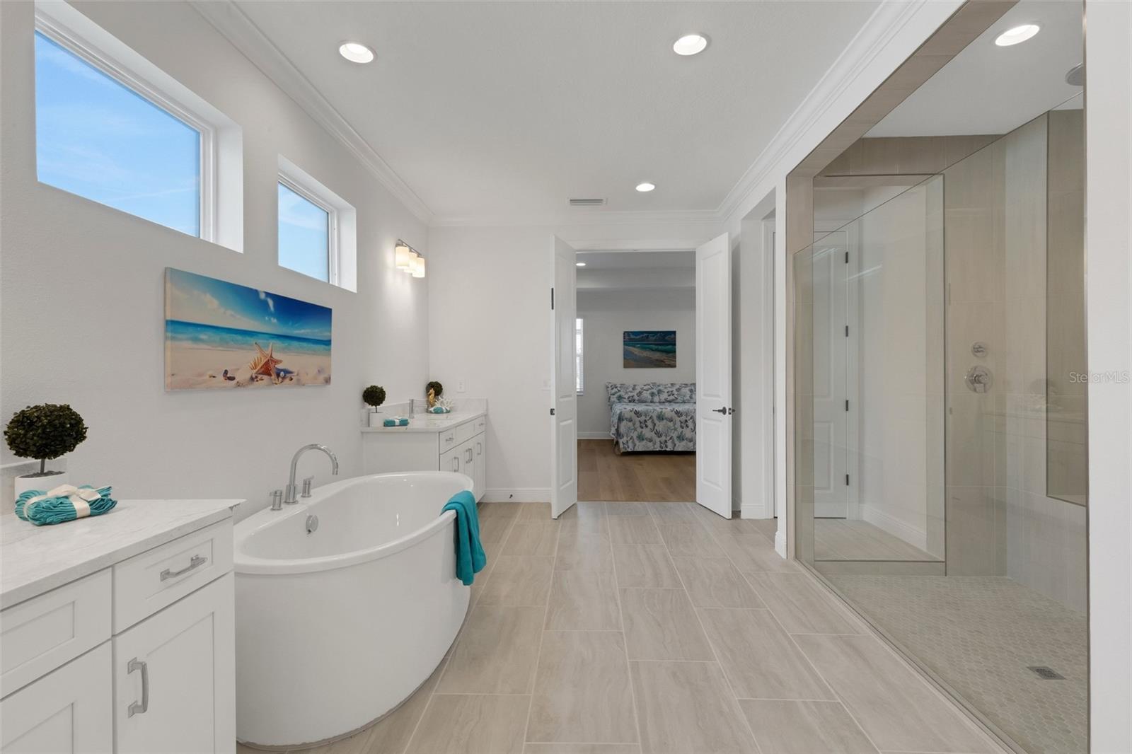 1669 Lugano Cir Property Photo 40