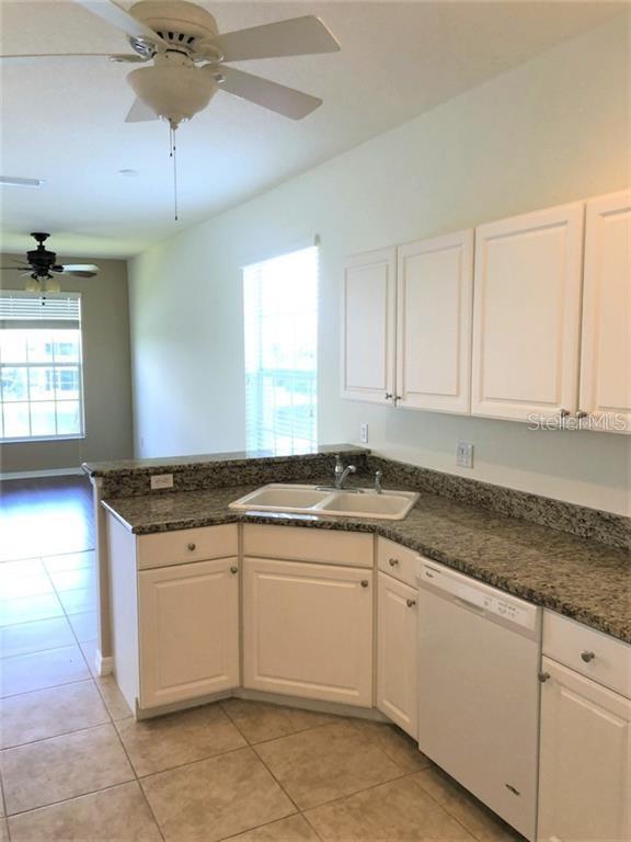 7002 Prosperity Cir #701 Property Photo 4