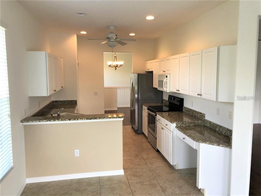7002 Prosperity Cir #701 Property Photo 6
