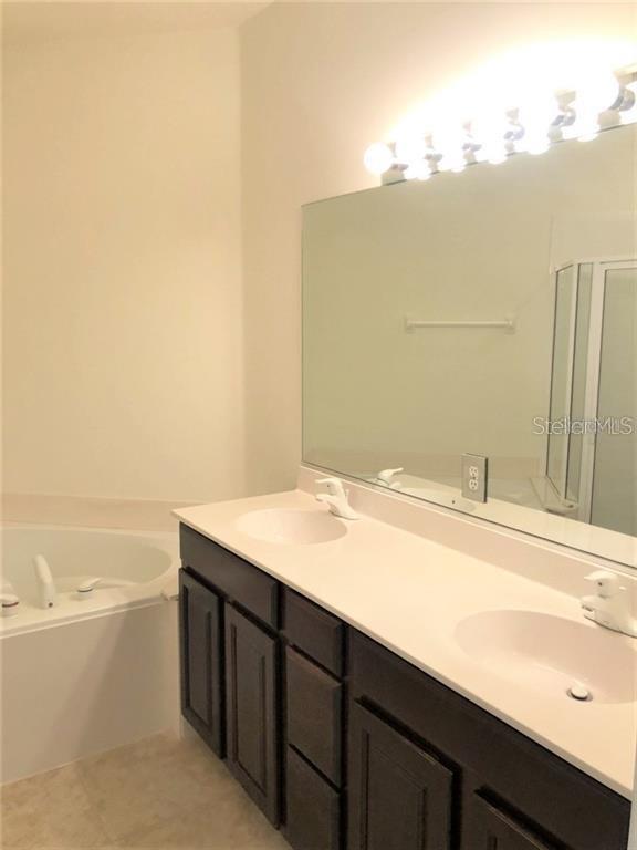 7002 Prosperity Cir #701 Property Photo 17