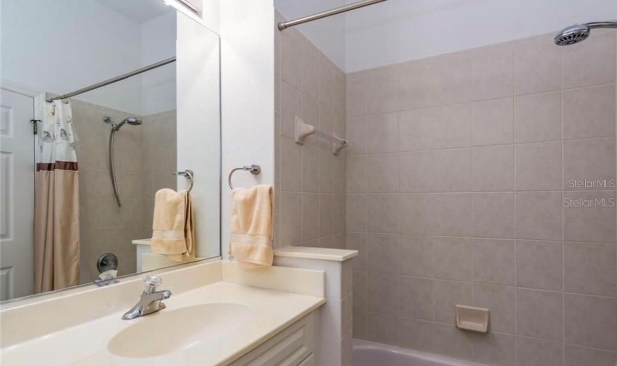 1604 Triano Cir #1604 Property Photo 14