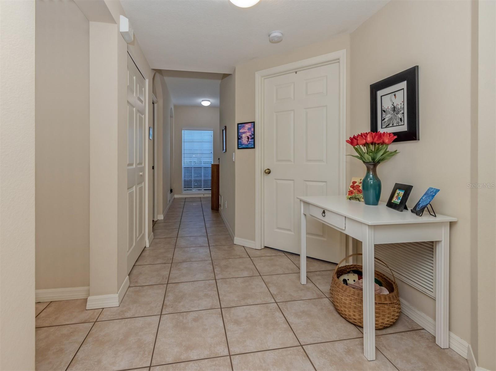 872 Saranac Lake Dr #106 Property Photo 19