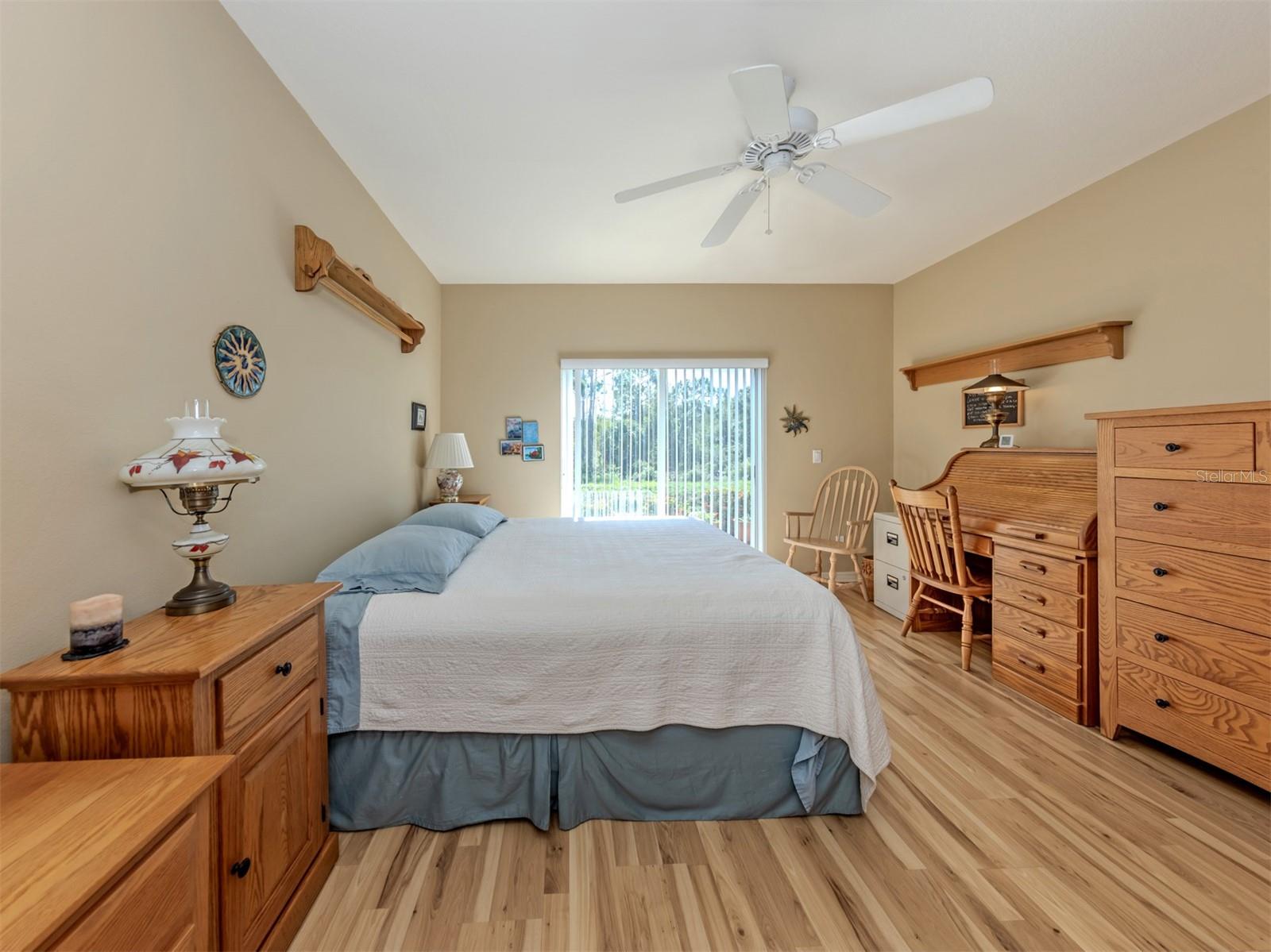 872 Saranac Lake Dr #106 Property Photo 29