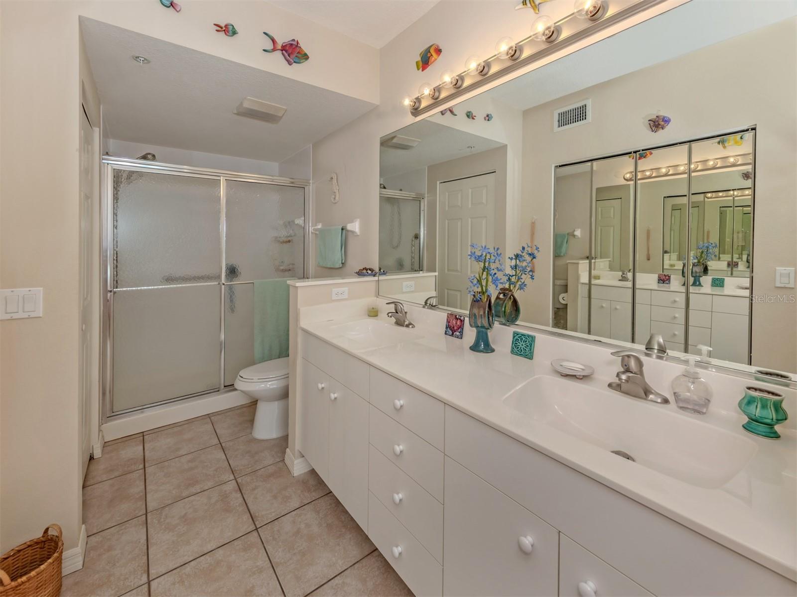 872 Saranac Lake Dr #106 Property Photo 30