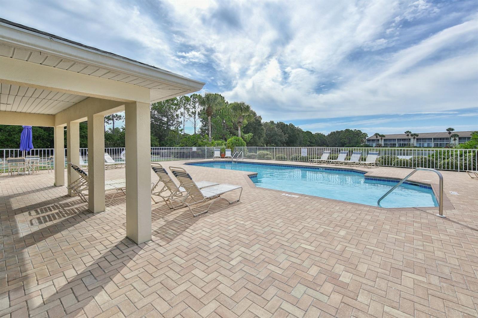 872 Saranac Lake Dr #106 Property Photo 45