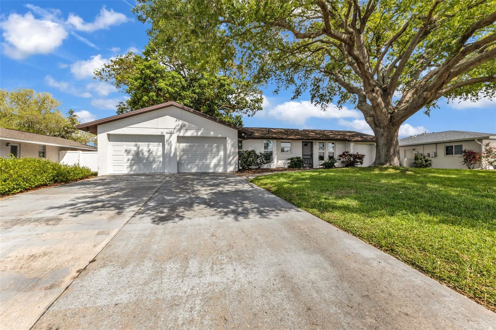 1238 Waterside Ln Property Photo 1