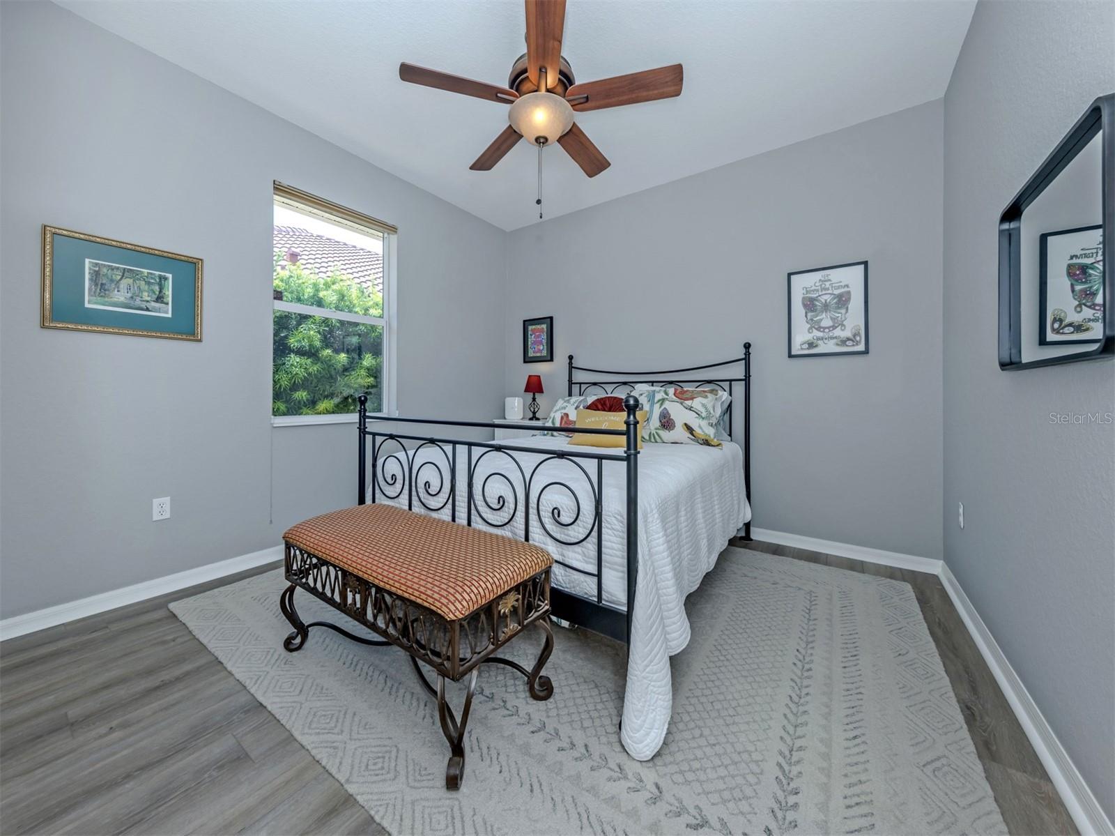 728 Serata St Property Photo 26