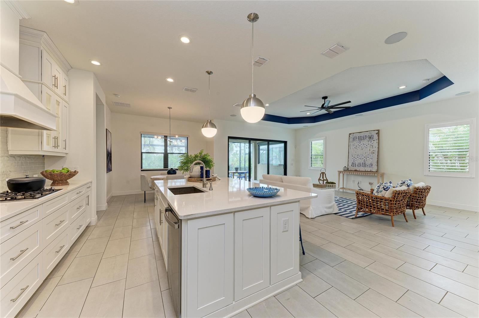 10913 Trevino St Property Photo 12