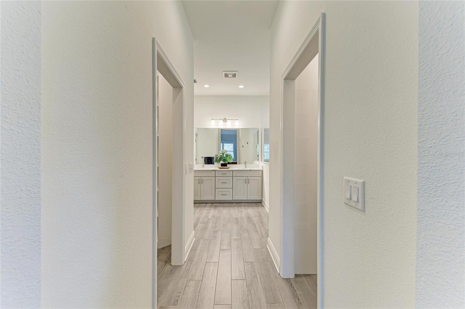 10913 Trevino St Property Photo 24