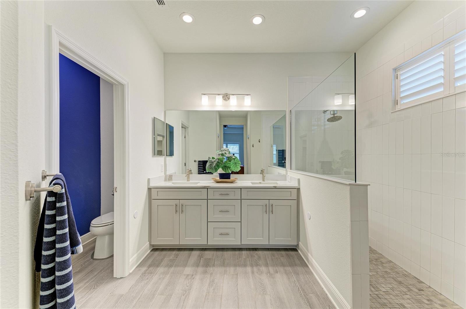 10913 Trevino St Property Photo 25