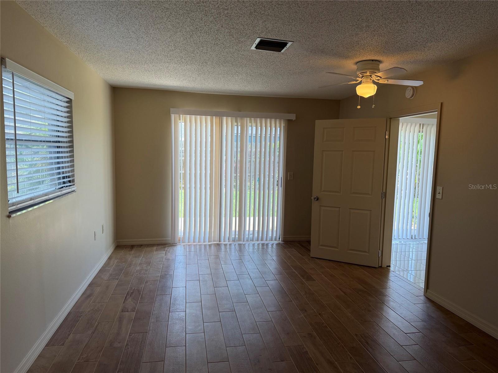 5964 Diana Rd Property Photo 11