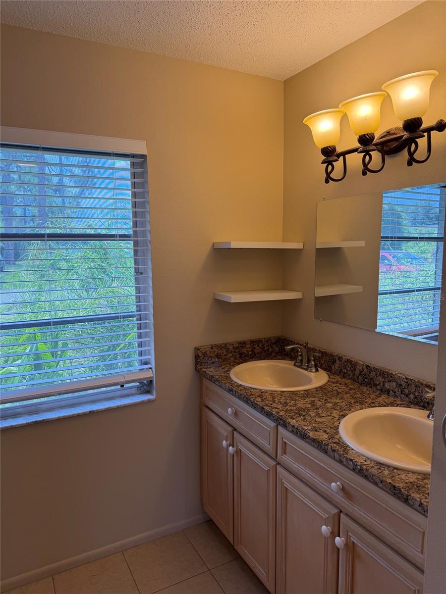 5964 Diana Rd Property Photo 13