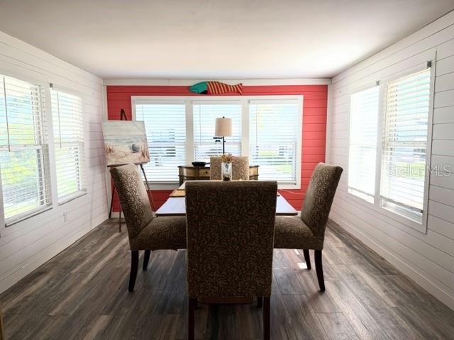 813 S Green Cir Property Photo 6