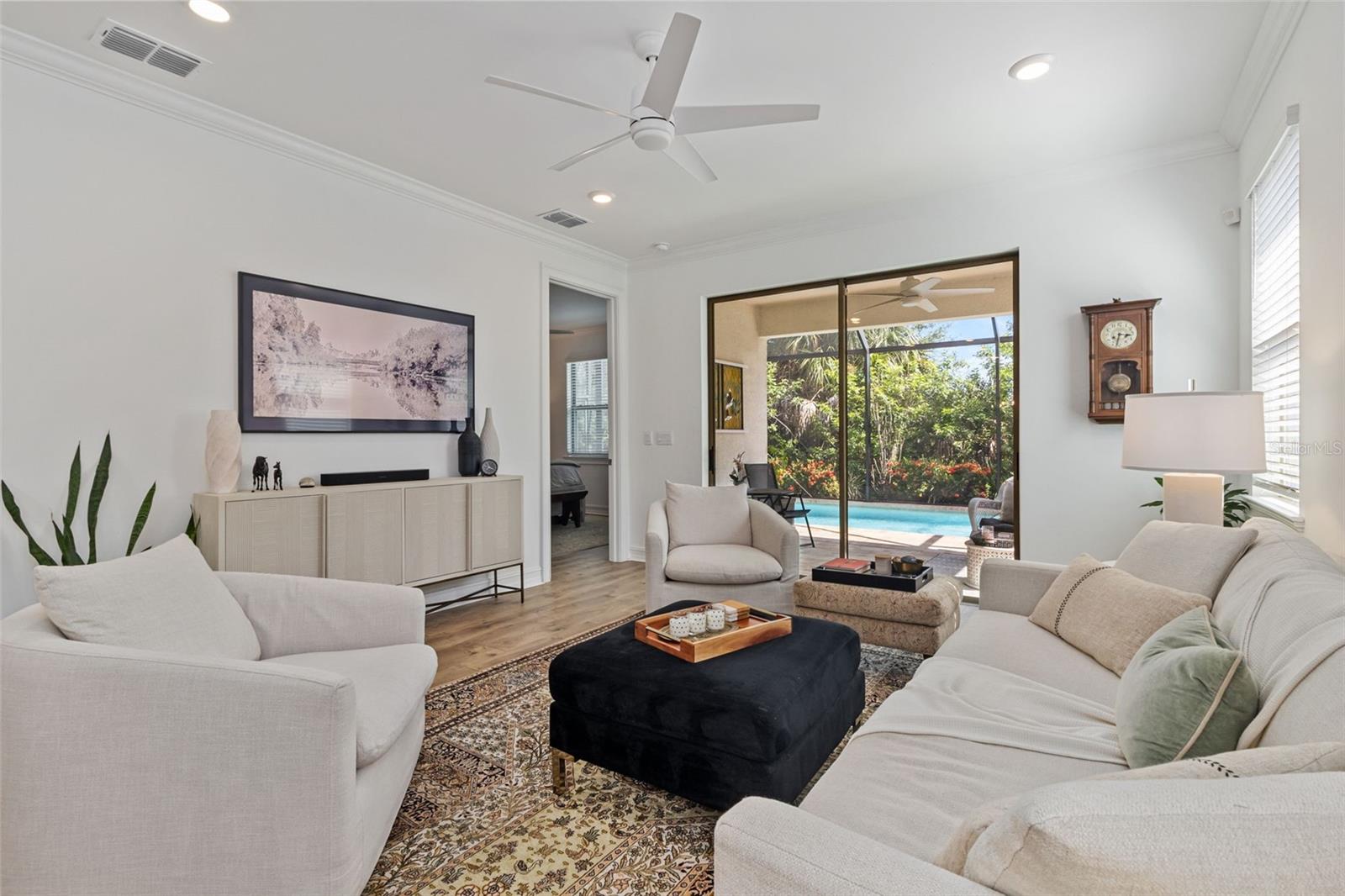 145 Soliera St Property Photo 14