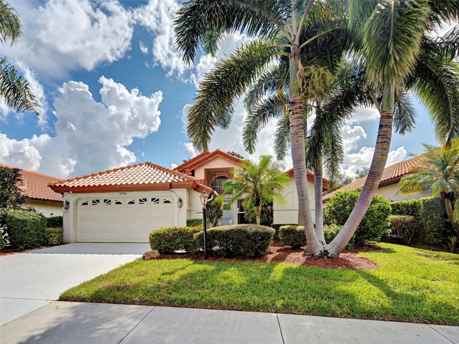 1176 Harbor Town Way Property Photo 1