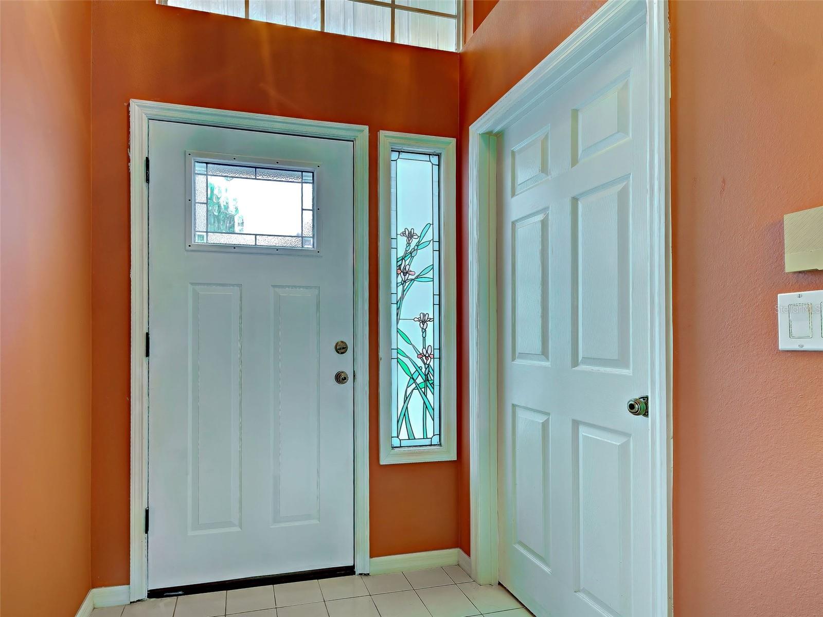 1176 Harbor Town Way Property Photo 4