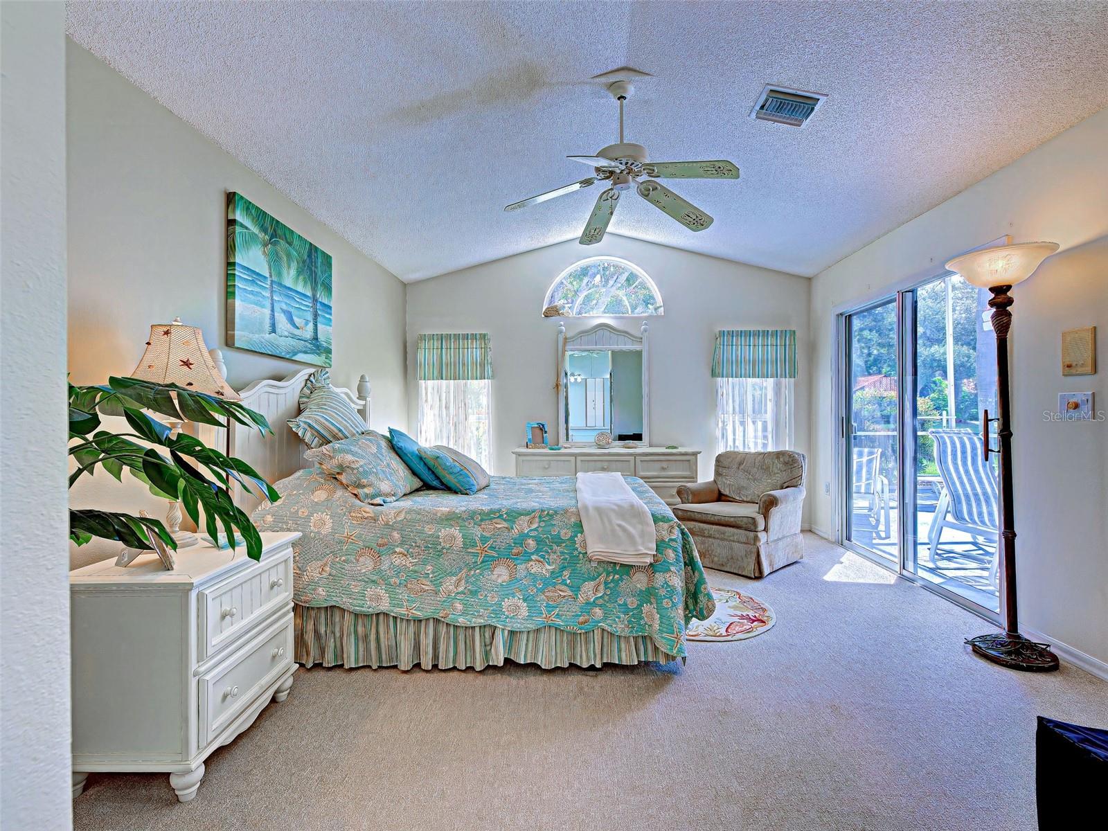1176 Harbor Town Way Property Photo 23